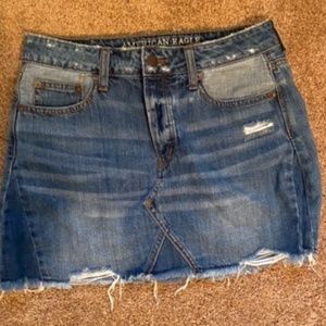 American Eagle Denim Skirt. Size 4
